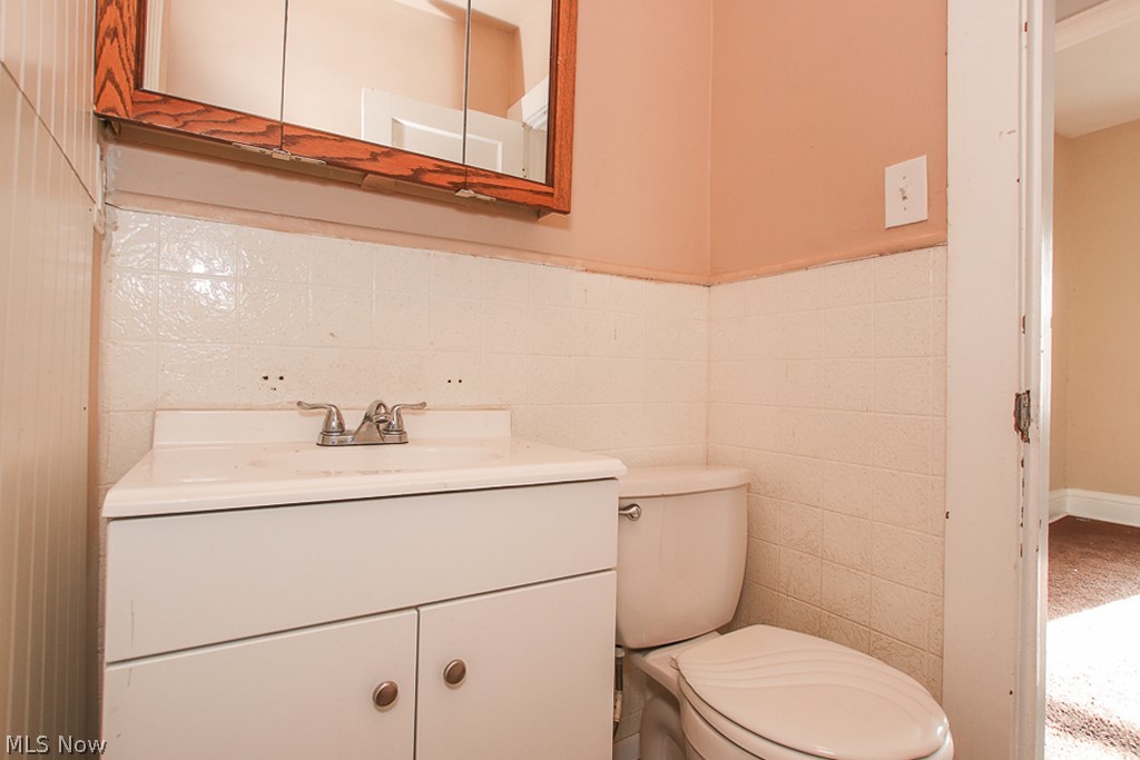 Walton Realty Companys Garfie - Residential