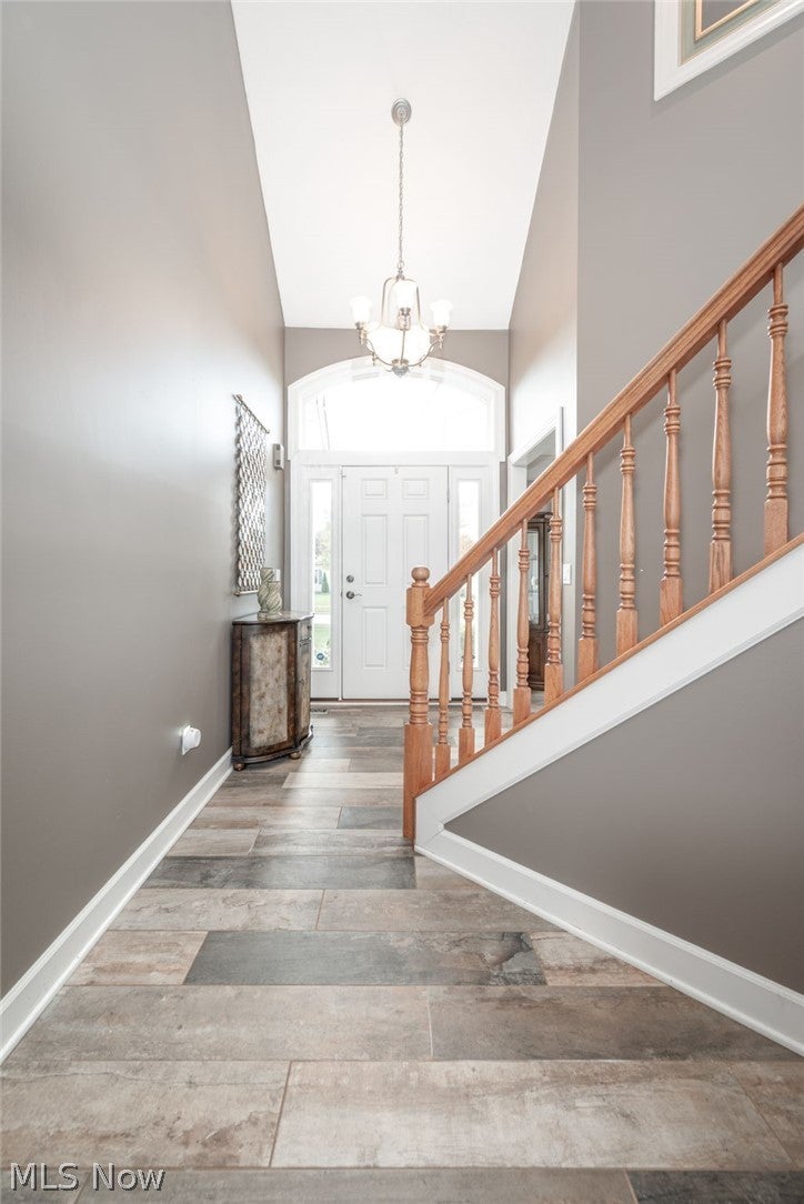 1233 Windward Lane