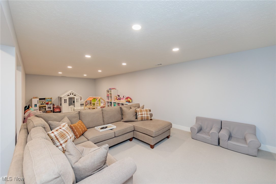 36294 Lands End Drive, North Ridgeville, Ohio image 40
