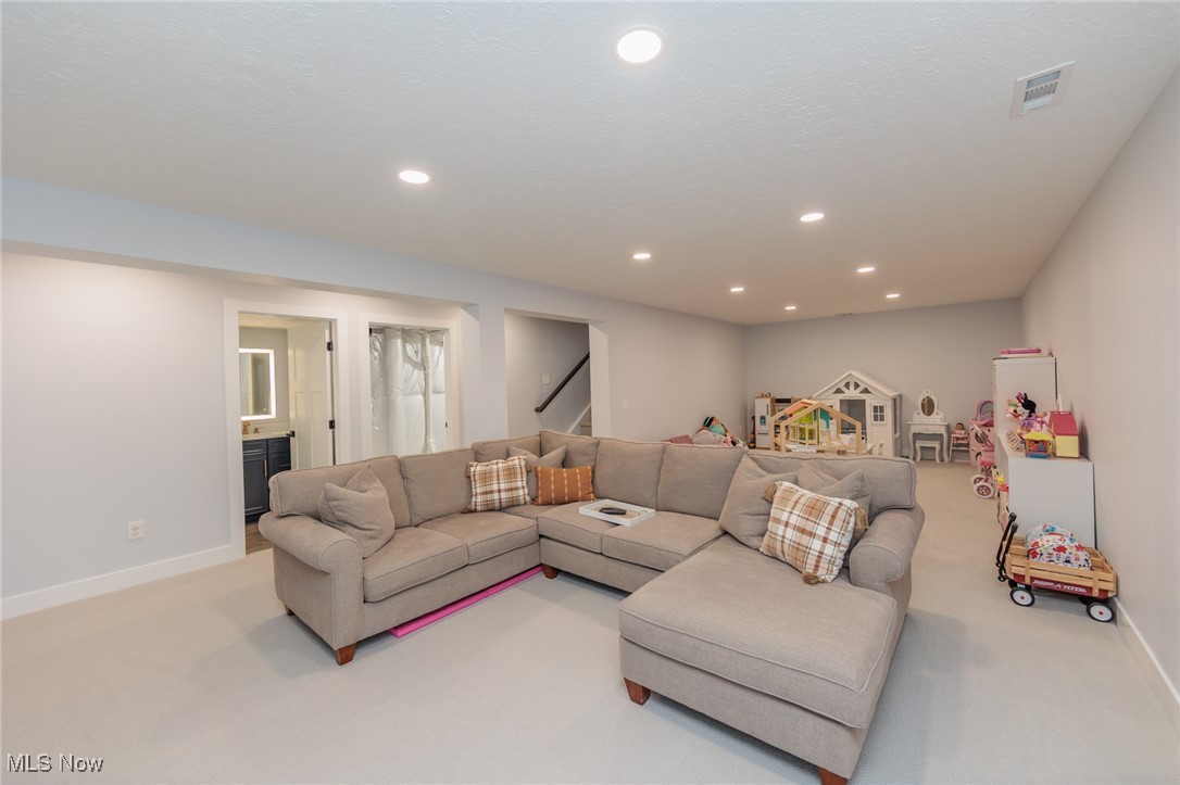 36294 Lands End Drive, North Ridgeville, Ohio image 39