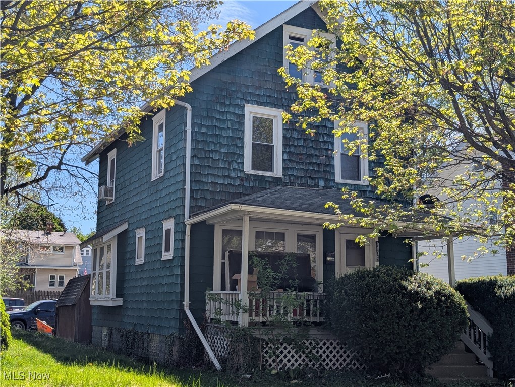 1105 Collinwood Ave Akron, OH 44310 is a great opportunity to add a performing asset to your portfolio! This 3-bedroom, 1.5 baths home in Akron’s North Hill neighborhood is currently tenant-occupied at $850/month plus utilities with a long-term tenant in place. This is a 2 story home with a 3rd level for the 3rd bedroom.
This home features one and a half baths, a large living area, and a layout that appeals to renters. Conveniently located near parks, schools, public transit, and shopping.
Whether you're expanding your holdings or entering the rental market, this cash-flowing property is worth a look! 48 hours notice required for showings as tenant occupied and seller to let in for showings only. There is some drywall work needed from replacing sanitary to plastic lines between the bathrooms and painting needed so priced accordingly to sell.