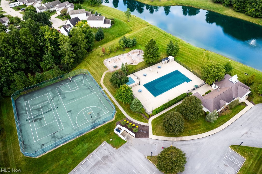 Falls Pointe Clusters - Residential