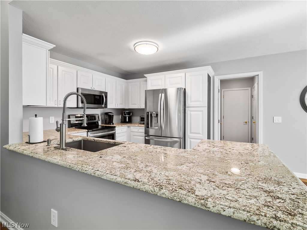 Falls Pointe Clusters - Residential