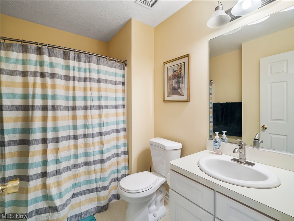 Falls Pointe Clusters - Residential