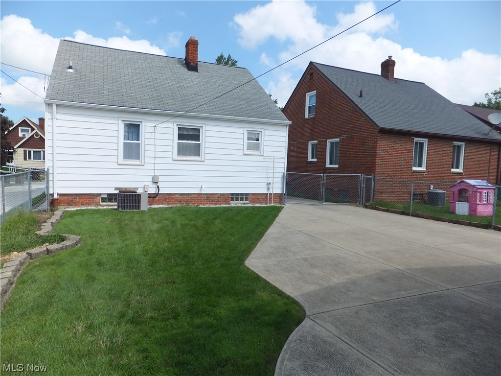 Tuxedo Gardens Sub - Residential