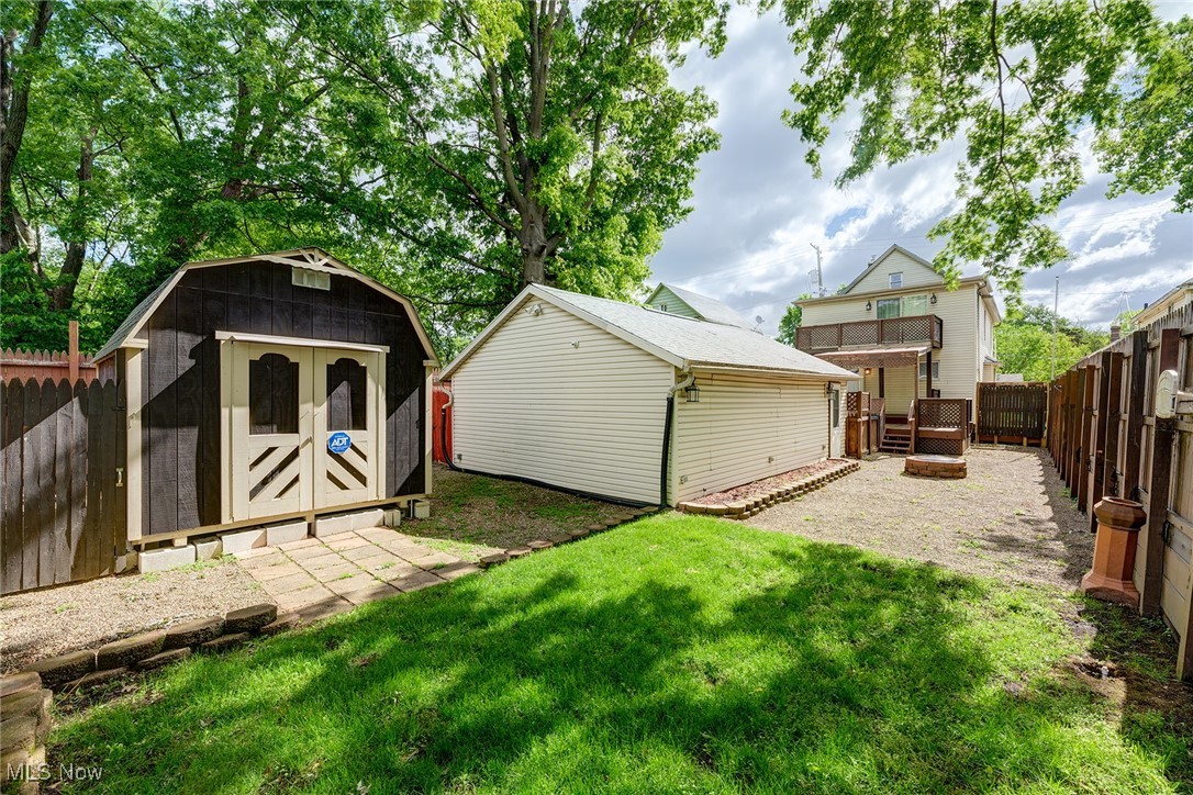 916 Kling Street, Akron, Ohio image 34