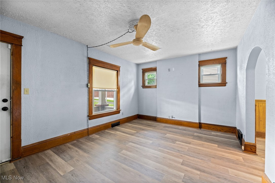 916 Kling Street, Akron, Ohio image 3