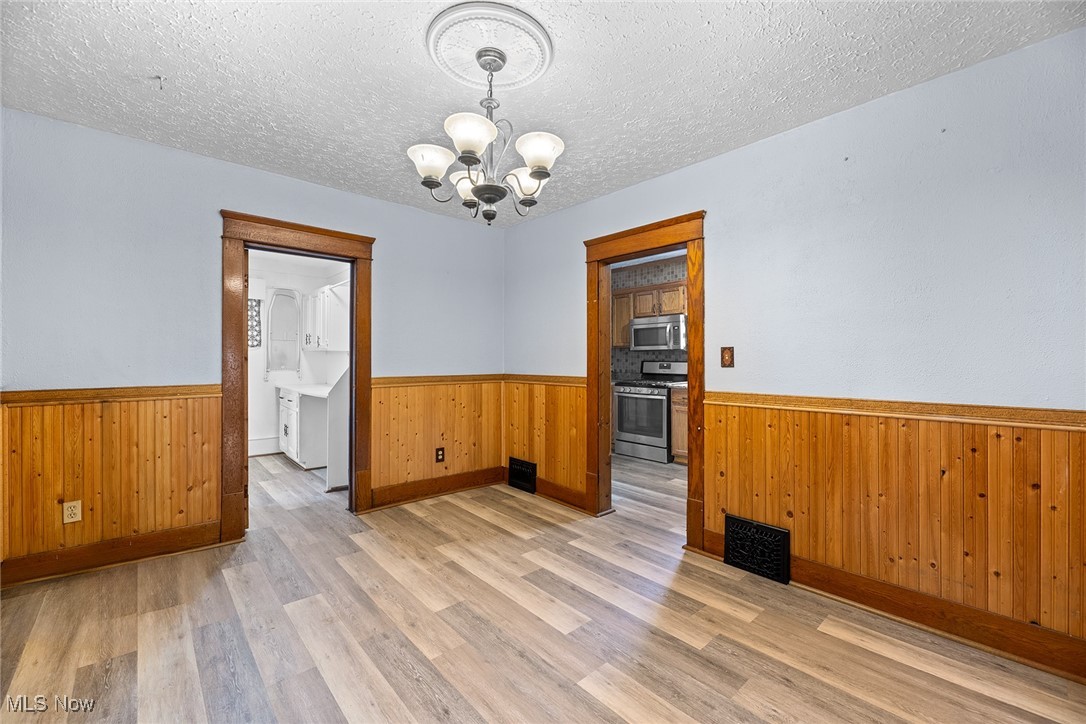 916 Kling Street, Akron, Ohio image 7