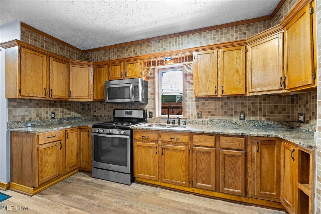 916 Kling Street, Akron, Ohio image 11
