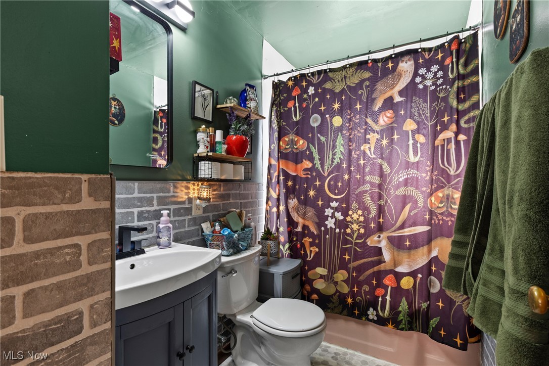 Vine Cliff Add - Residential