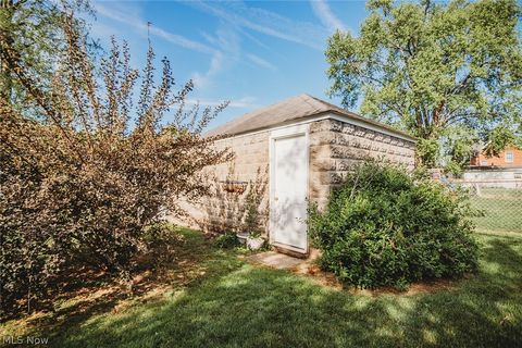 Tiny photo for 1612 24th Street, Parkersburg, WV 26101 (MLS # 5203111)