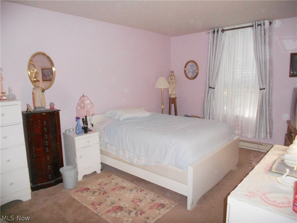 Silver Lake Towers - Residential