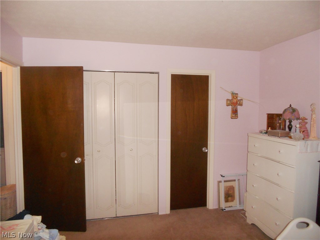 Silver Lake Towers - Residential