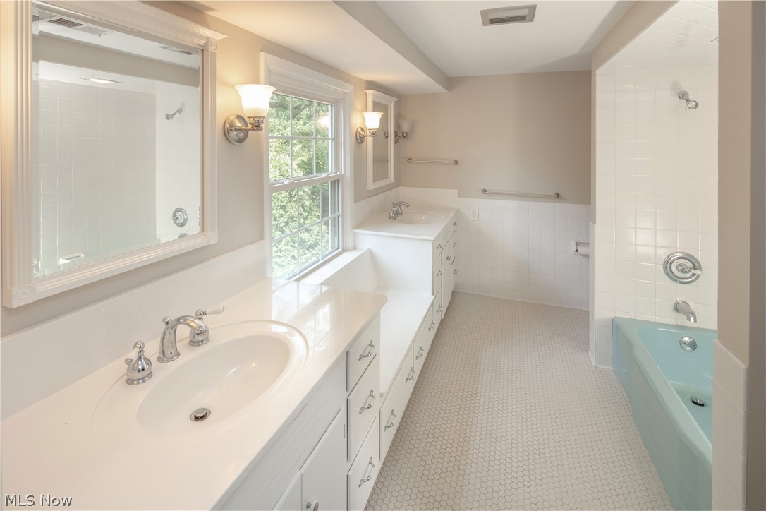 Lake Cable Farmlets - Residential