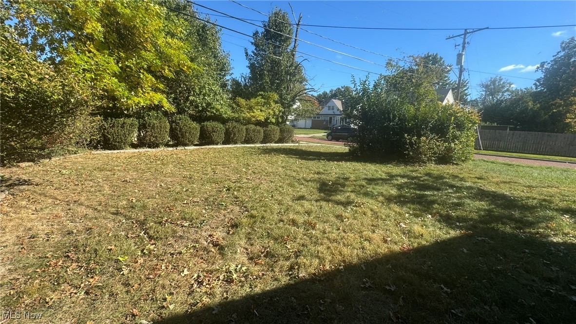 341 E 272nd Street, Euclid, Ohio image 25