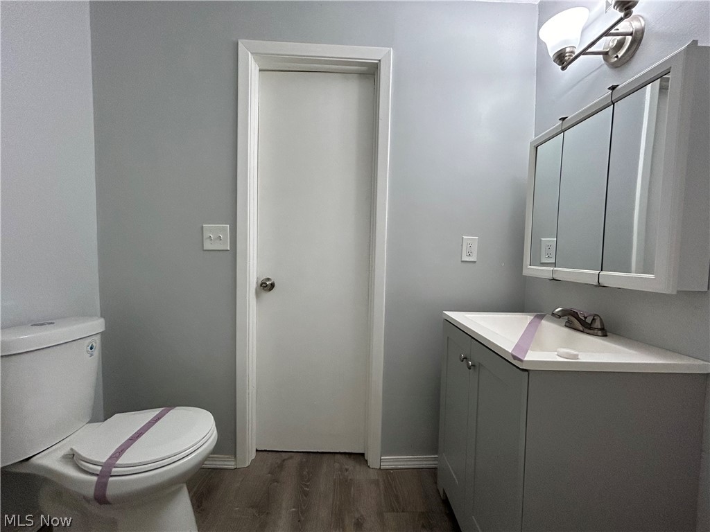 Elwell & Marvins Sub - Residential Lease