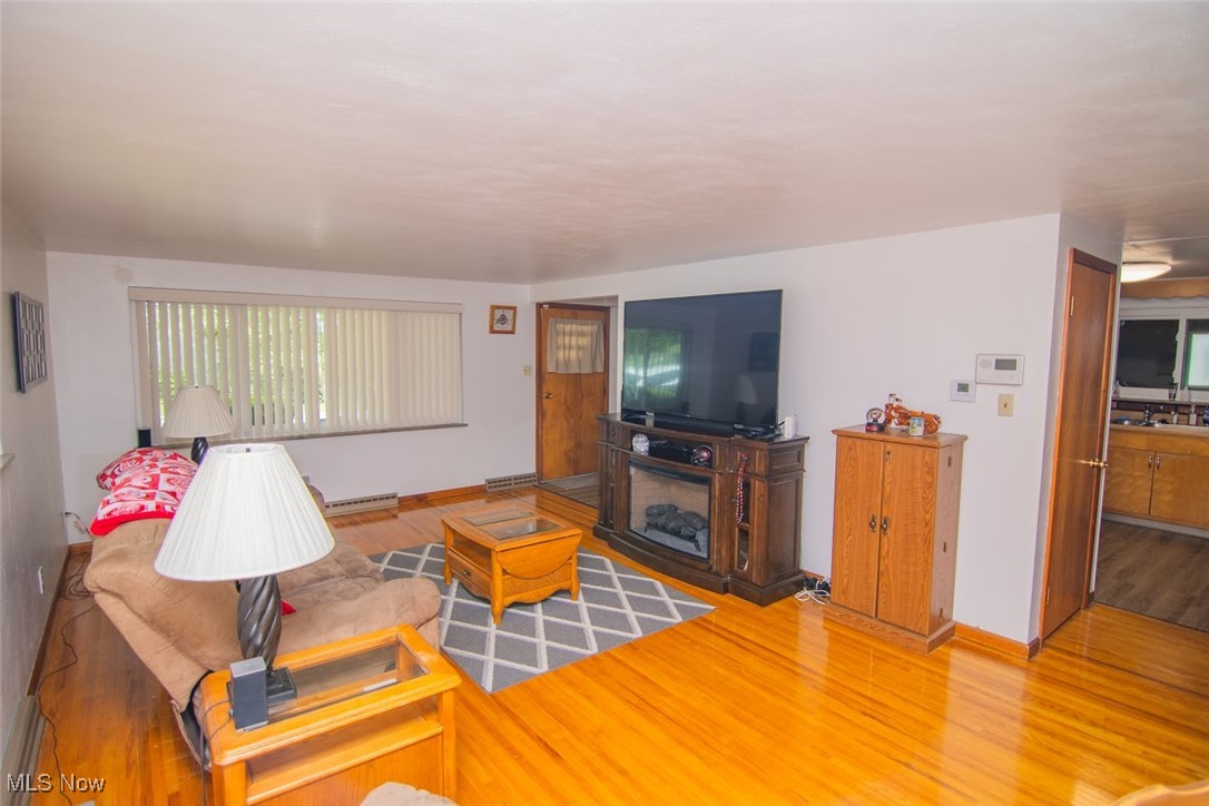 307 BUENA VISTA - Residential