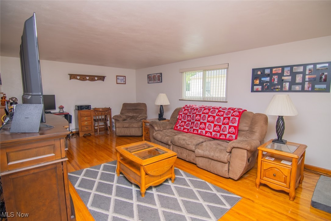 307 BUENA VISTA - Residential