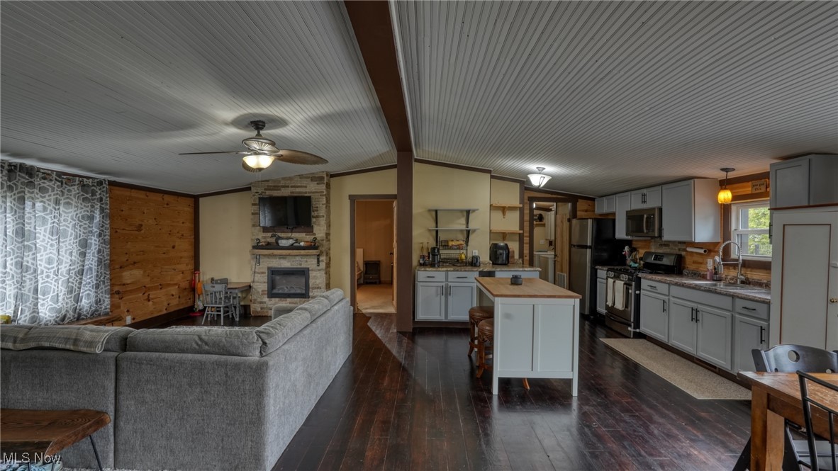 2441 Ohio Avenue, Cambridge, Ohio image 10