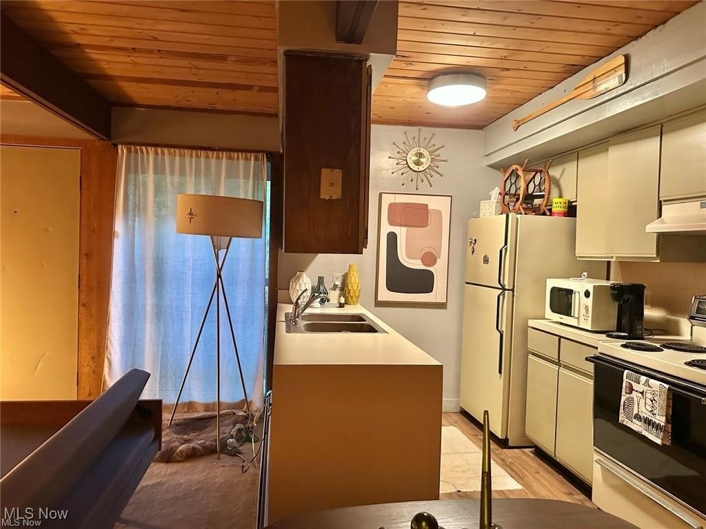 Timber Top Condo - Residential