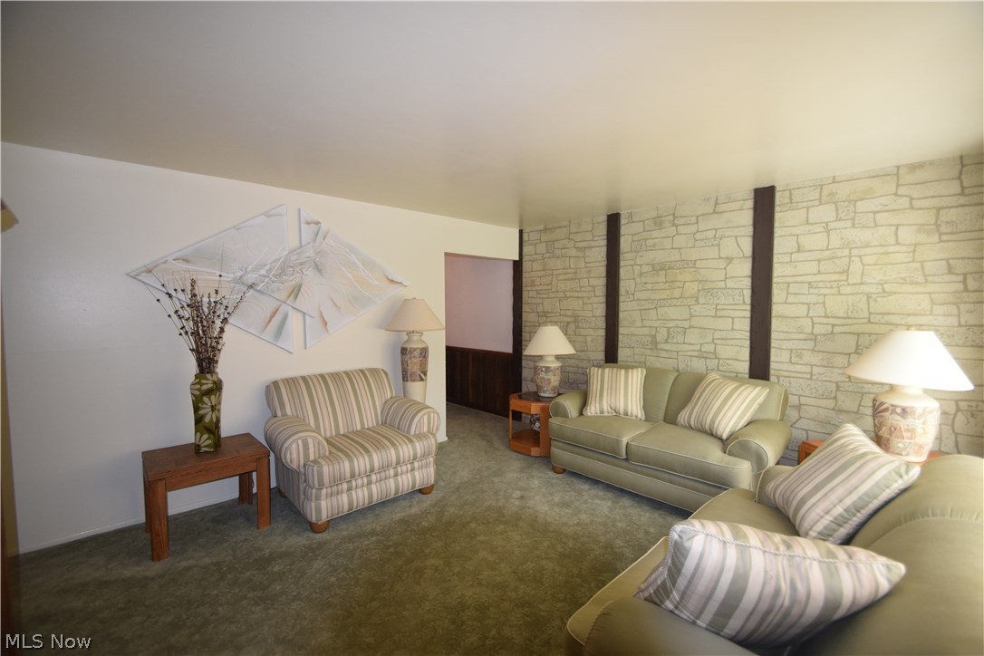 Arlington Park 01 Rep - Residential