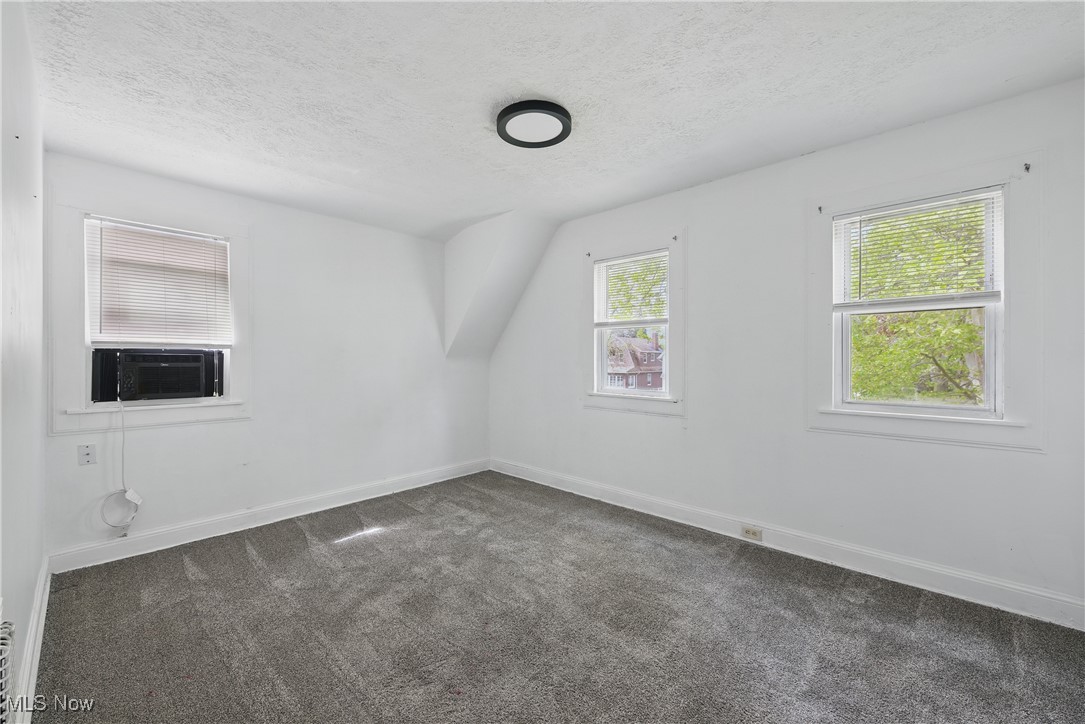 423 Kansas Avenue, Lorain, Ohio image 18