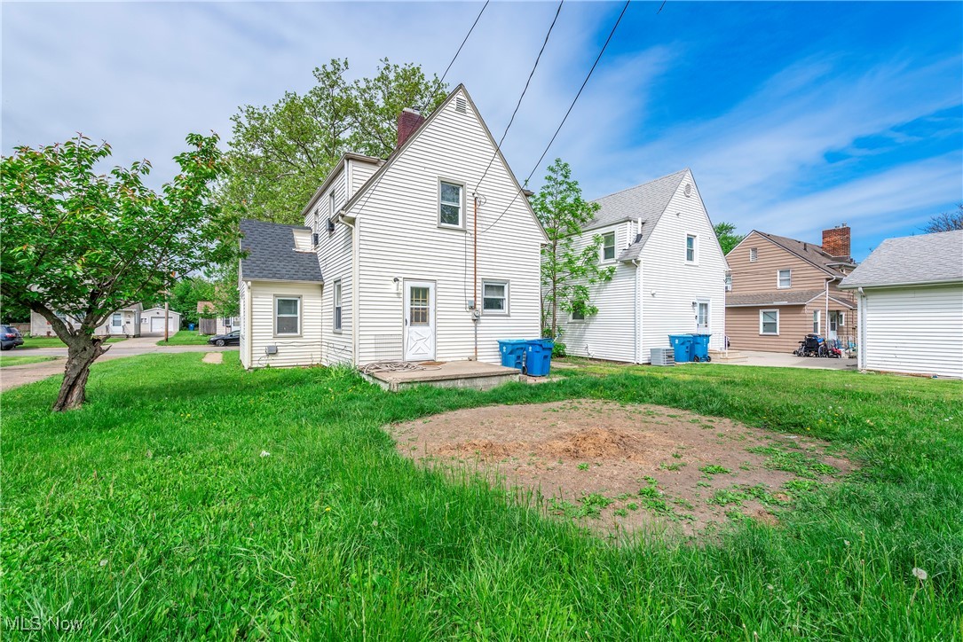 423 Kansas Avenue, Lorain, Ohio image 34