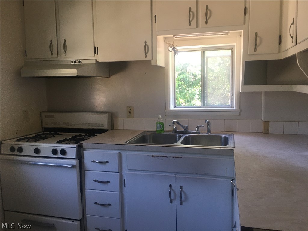 Tract 9 - Residential Lease