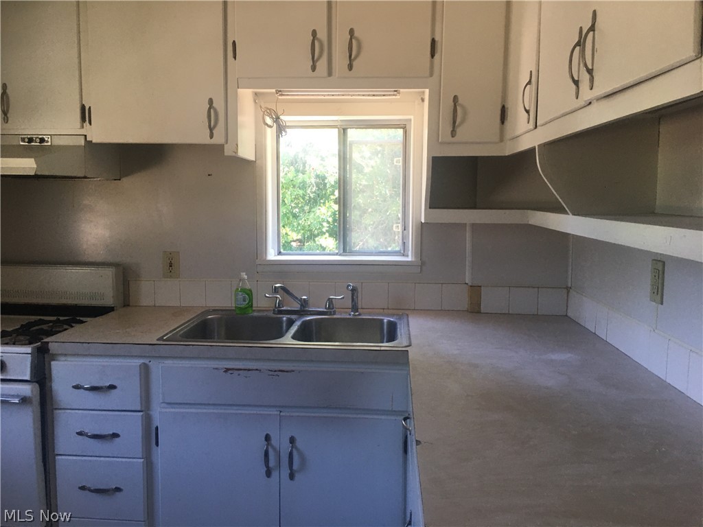 Tract 9 - Residential Lease