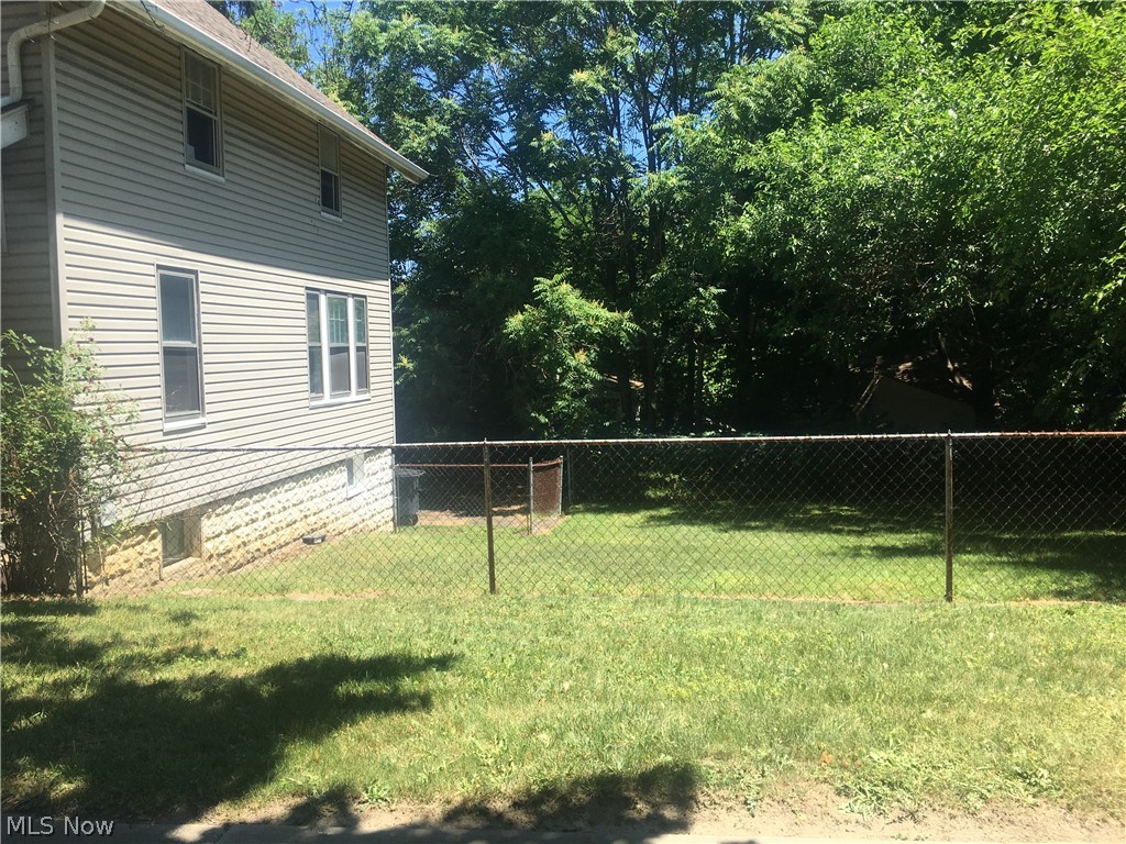 Tract 9 - Residential Lease