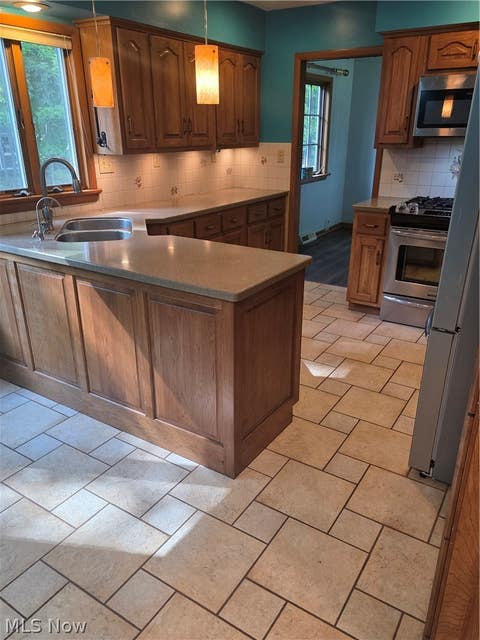 Tiny photo for 8124 Thornhurst Drive, North Royalton, OH 44133 (MLS # 5239510)