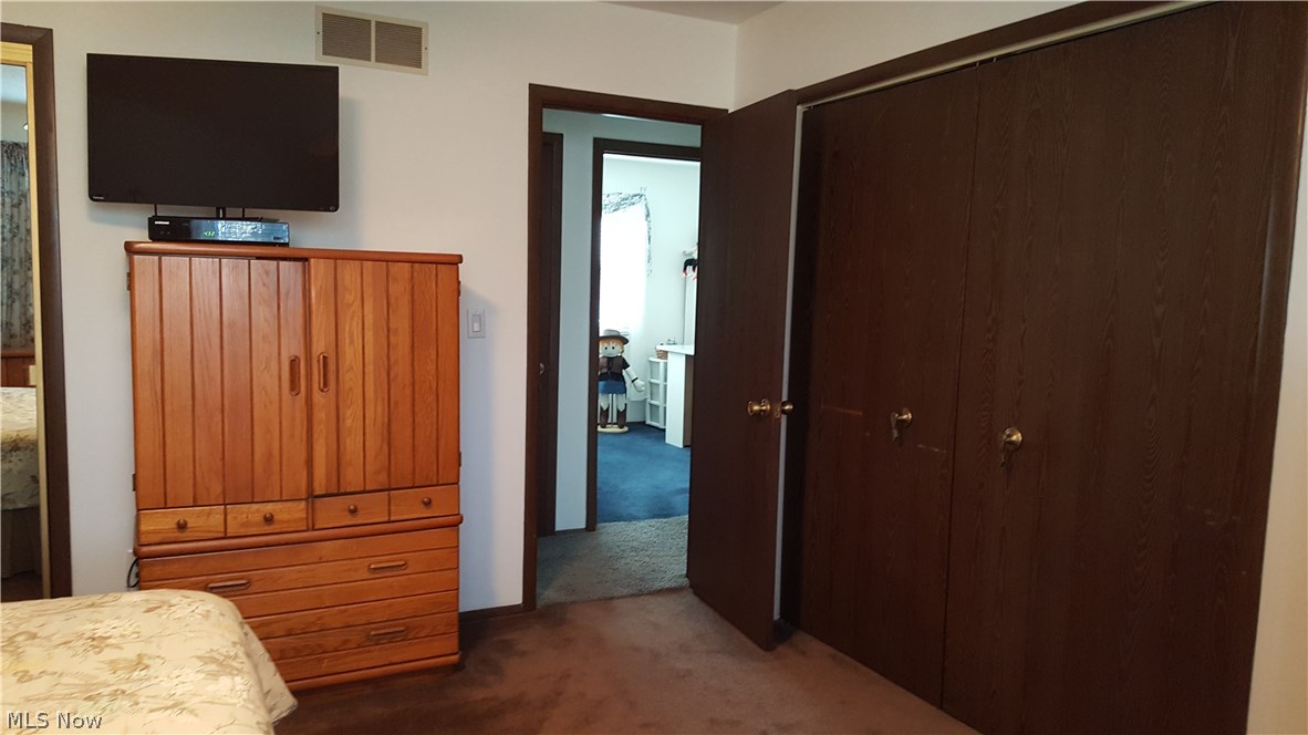 Ivy Manor - Residential