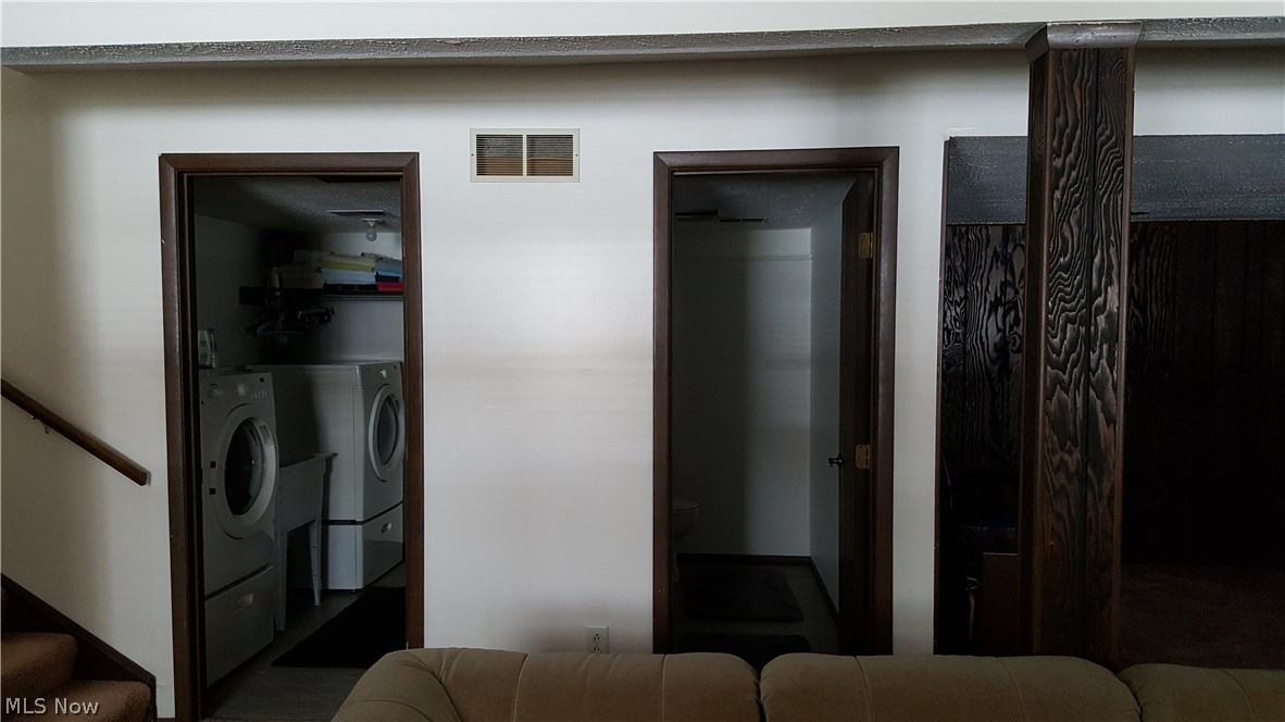 Ivy Manor - Residential