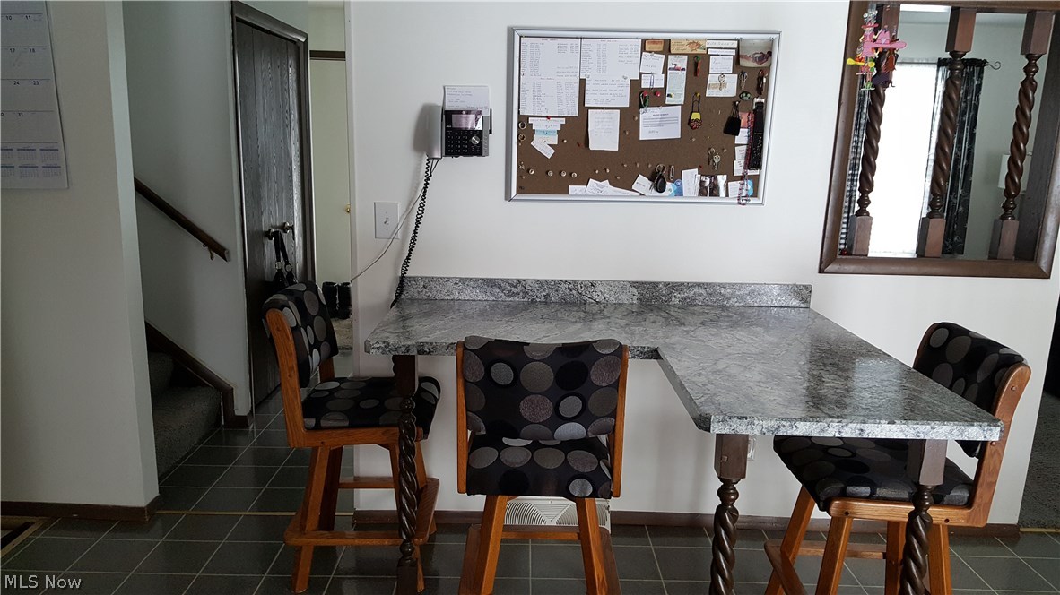 Ivy Manor - Residential