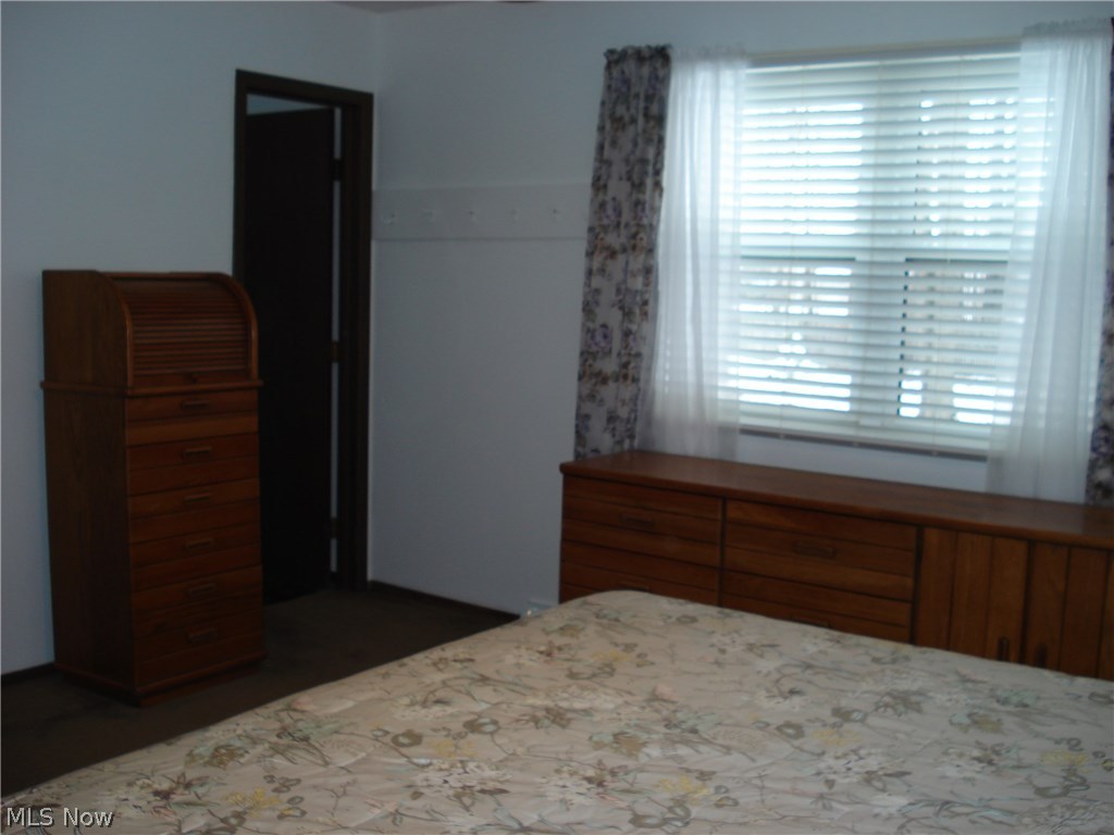 Ivy Manor - Residential