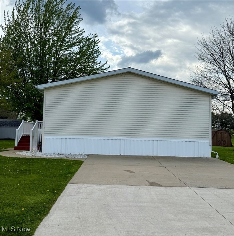 3017 Robinwood Drive, Warren, Ohio image 28