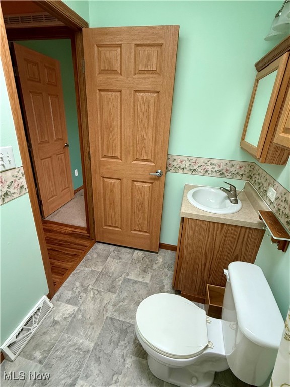 3017 Robinwood Drive, Warren, Ohio image 24