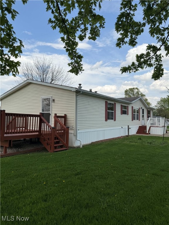 3017 Robinwood Drive, Warren, Ohio image 2