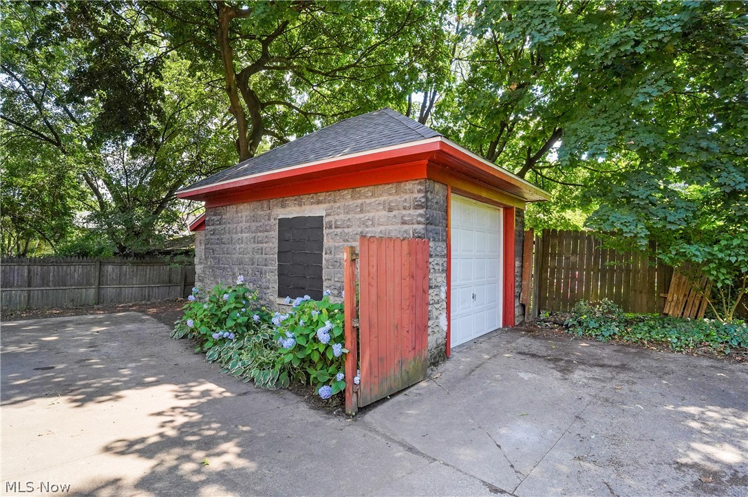 Hall Park - Residential