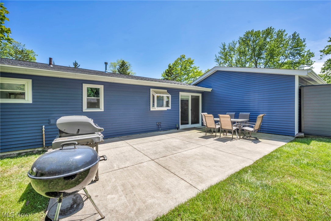 13014 Cherry Lane, Chesterland, Ohio image 19