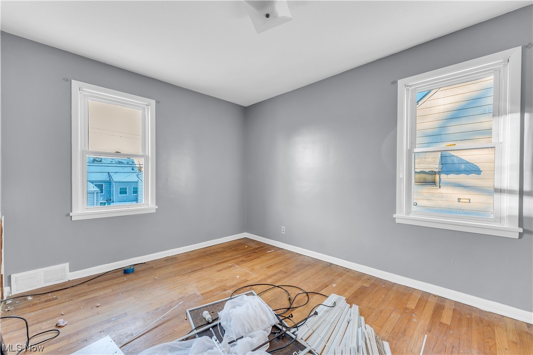 Larchmont Improv Cos Re - Residential