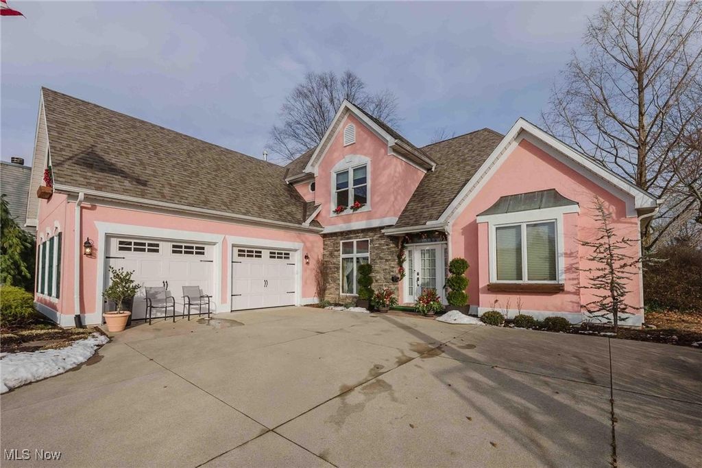 Photo of 2107 Jeannette Court, Sandusky, OH 44870 (MLS # 5179067)