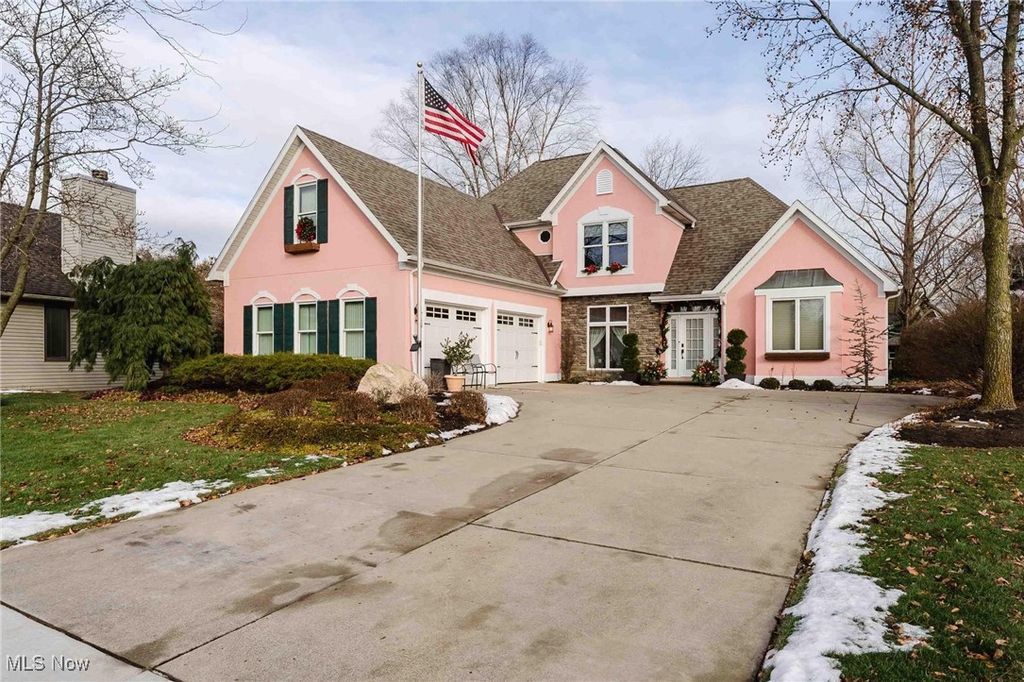 Photo of 2107 Jeannette Court, Sandusky, OH 44870 (MLS # 5179067)