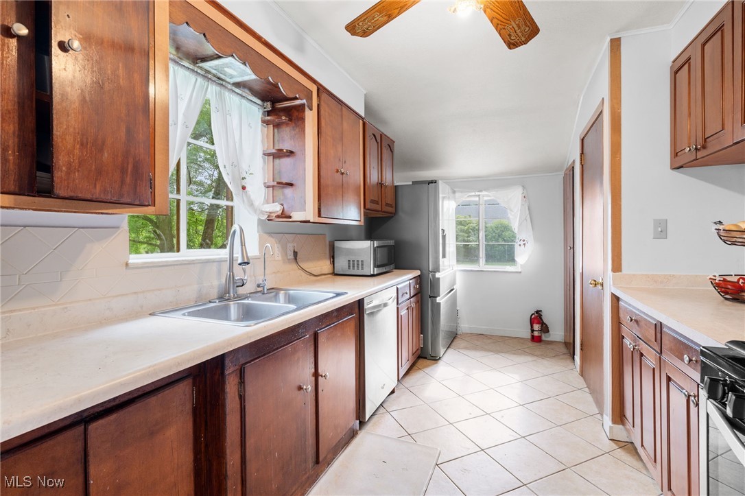 G J Straights Garden Acres Sub - Residential