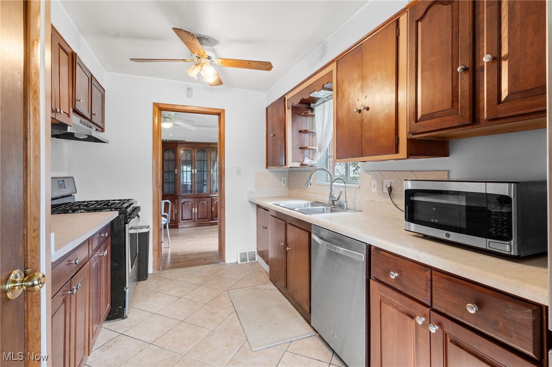 G J Straights Garden Acres Sub - Residential