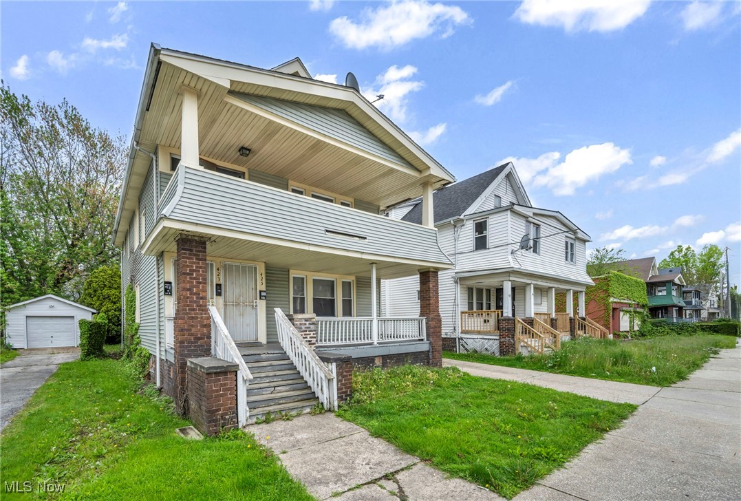 423 E 152nd Street