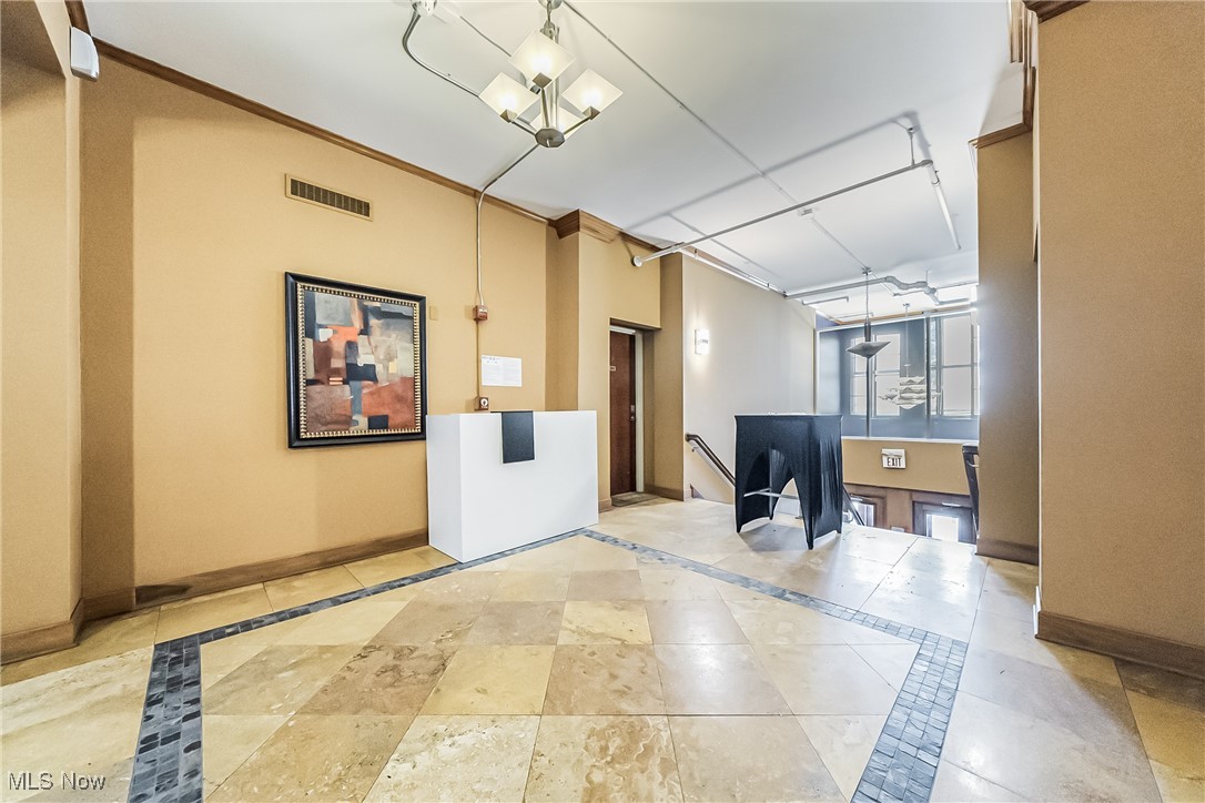 1133 W 9th Street #413, Cleveland, Ohio image 3