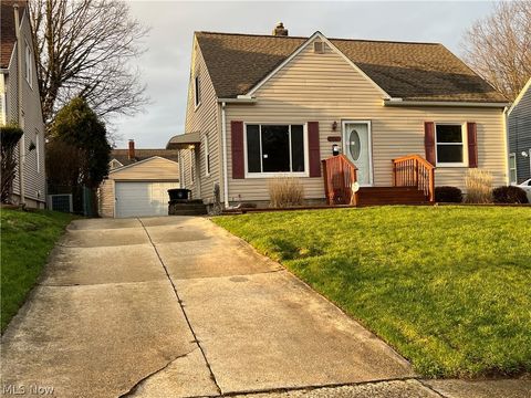 Homes For Sale - 715 E Catawba Avenue<br/> Summit County, Akron, OH 44306