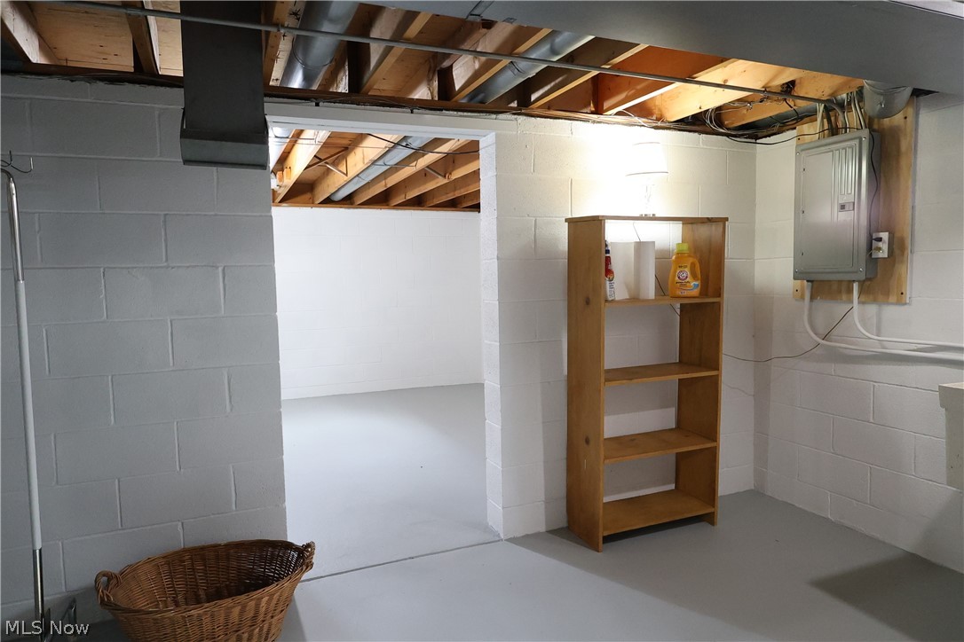 Donna Rae Drive/Williamsburg H - Residential