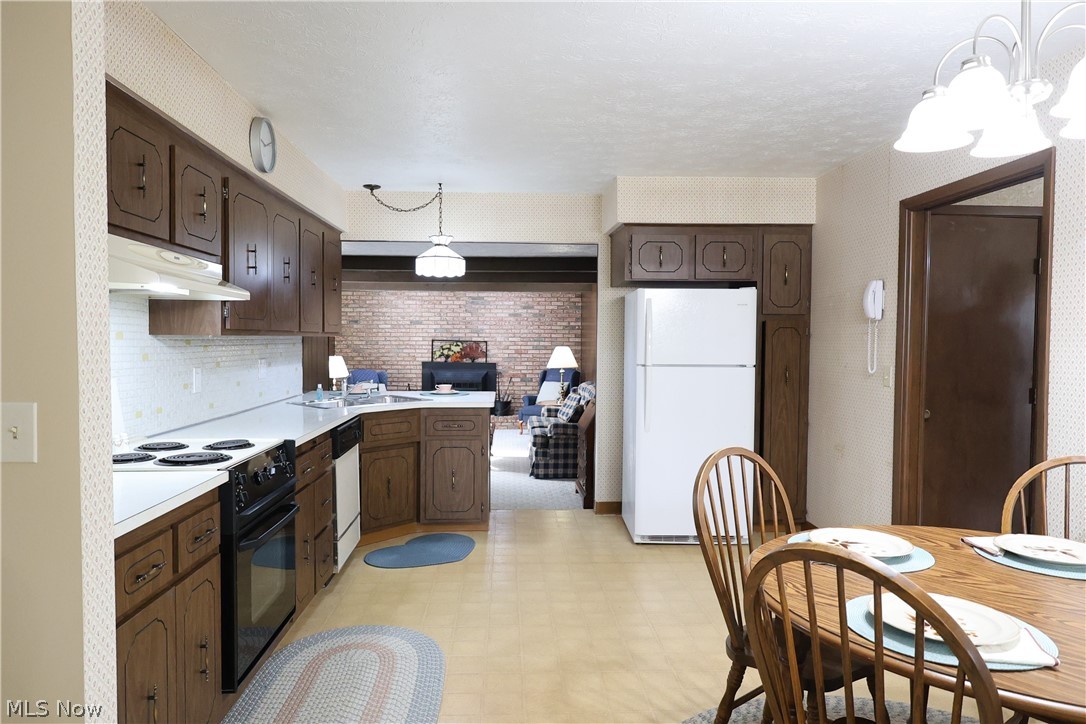 Donna Rae Drive/Williamsburg H - Residential